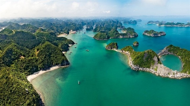 An aerial view of Lan Hạ Bay in the Cát Bà Archipelagoes. Hạ Long Bay and the Cát Bà Archipelago is Việt Nam’s first inter-provincial site listed by the UNESCO as the World Heritage Site. — Photo haiphong.gov.vn