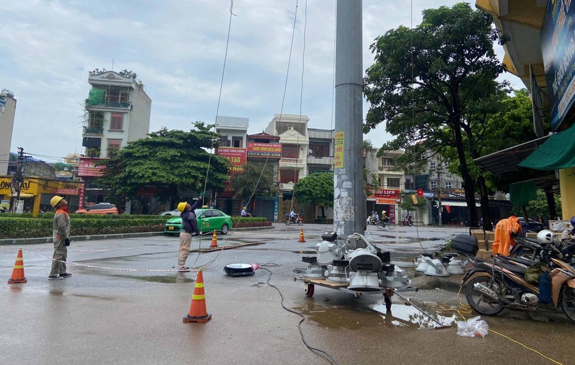 Hệ thống chiếu sáng cũng được quan tâm sữa chữa, lắp đặt