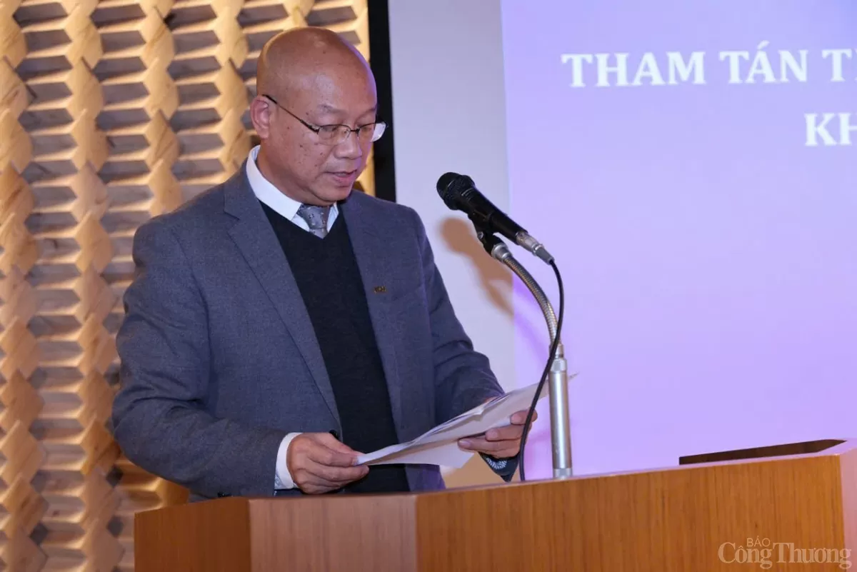 Chùm ảnh: Hội nghị Tham tán thương mại, Trưởng Cơ quan Thương vụ khu vực châu Á - châu Phi năm 2024 Chùm ảnh: Hội nghị Tham tán thương mại, Trưởng Cơ quan Thương vụ khu vực châu Á - châu Phi năm 2024