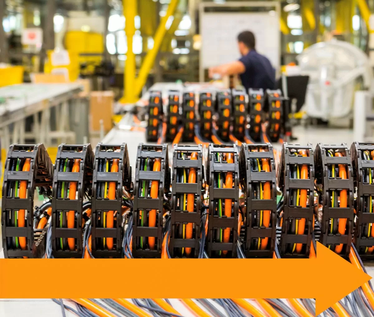 PVC, PUR hay TPE? Khuyến nghị từ igus® giúp lựa chọn đúng loại vỏ cáp cho từng ứng dụng chuyển động PVC, PUR hay TPE? Khuyến nghị từ igus® giúp lựa chọn đúng loại vỏ cáp cho từng ứng dụng chuyển động