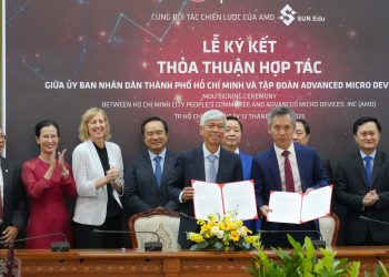 Thanh Hóa mở ‘làn xanh’ hỗ trợ doanh nghiệp, thúc đẩy đầu tư