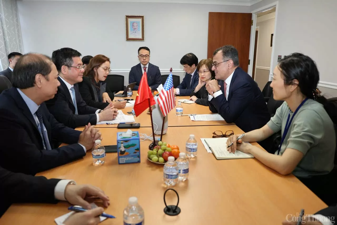 Bộ trưởng Nguyễn Hồng Diên làm việc với lãnh đạo Tập đoànGoogle Việt Nam và Hoa Kỳ hợp tác chiến lược về năng lượng, hàng không vũ trụ, công nghệ và AI