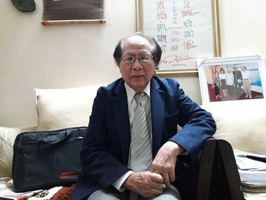 Giáo sư Hoàng Chương - Người ‘giữ lửa’ lửa sân khấu truyền thống Giáo sư Hoàng Chương - Người ‘giữ lửa’ lửa sân khấu truyền thống