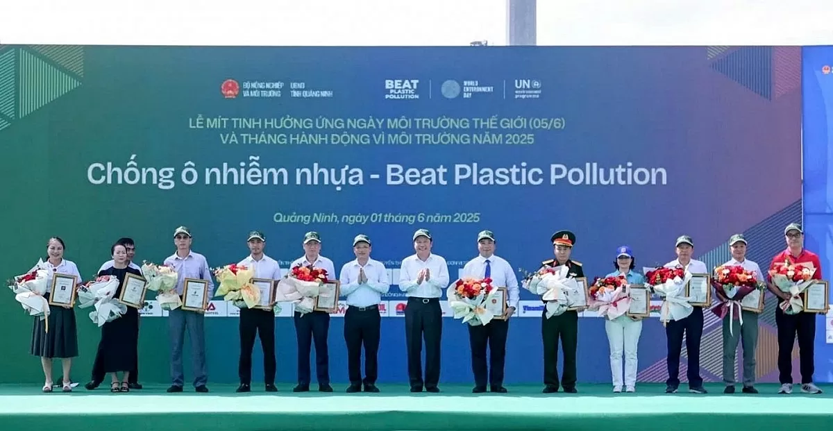 PV GAS tham gia tài trợ cho các chương trình chống ô nhiễm nhựa quốc gia (Ảnh PV GAS) PV GAS tham gia tài trợ cho các chương trình chống ô nhiễm nhựa quốc gia (Ảnh PV GAS)