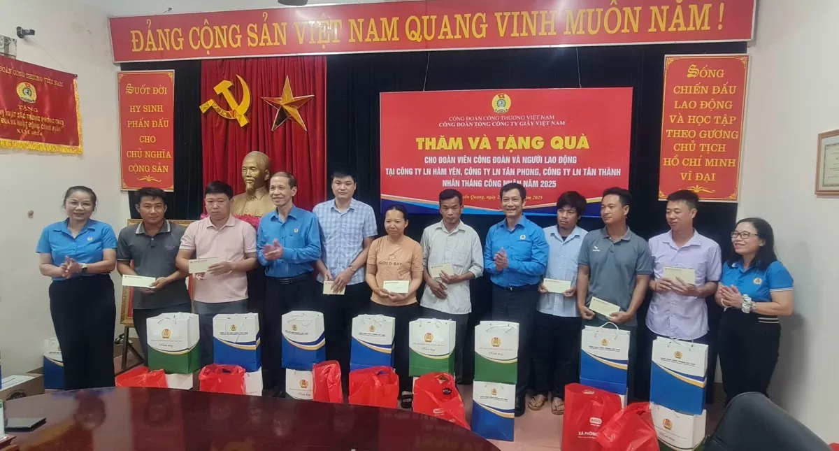 Công đoàn Công Thương Việt Nam gửi yêu thương tới những người gìn giữ rừng xanh