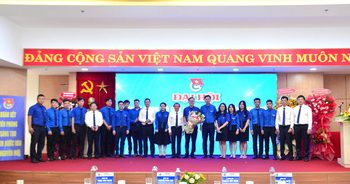 T&T Group thần tốc hoàn thành đường truyền tải điện từ Lào về Việt Nam