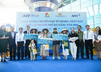 Đà Nẵng chào đón chuyến bay từ Osaka (Nhật Bản) trở lại