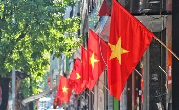 Ca sĩ Nguyễn Duyên Quỳnh ra mắt MV ‘Nguyện thề vì bình yên’