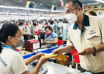 ‘Hé lộ’ thưởng Tết ở nhiều doanh nghiệp: Có nơi chi tới 700 tỷ đồng cho người lao động