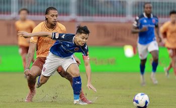 Lịch thi đấu bóng đá ngày 17/8: MU đấu với Arsenal