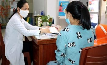 Né tránh giáo dục giới tính là đẩy con vào nguy hiểm: Những điều cha mẹ nên nói khi con dậy thì