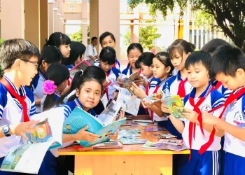 Tạo thói quen đọc sách cho trẻ