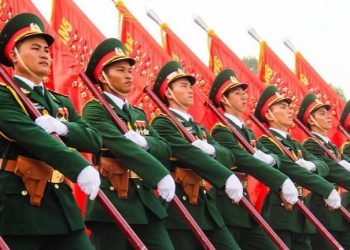 Nhân tài phục vụ trong Quân đội Nhân dân Việt Nam có thể được hưởng mức lương tăng thêm tới 500%