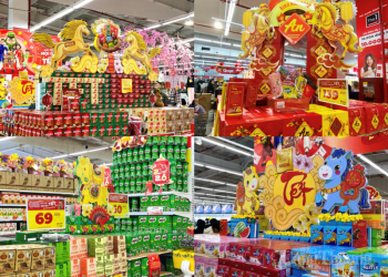 Không khí xuân phủ khắp siêu thị Hà Nội