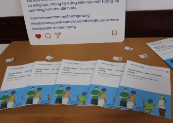 Ra mắt “Swipe Safe”: Lá chắn bảo vệ trẻ em trên không gian mạng