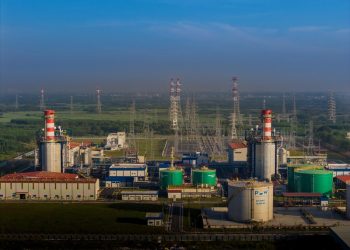 Vận hành nhà máy điện khí LNG đầu tiên tại Việt Nam