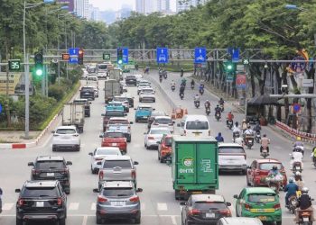 Từ 1/3, ô tô phải đạt chuẩn khí thải thế nào?