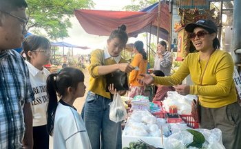 Những lễ hội mùa xuân quy mô lớn nhất trên cả nước tết Bính Ngọ 2026