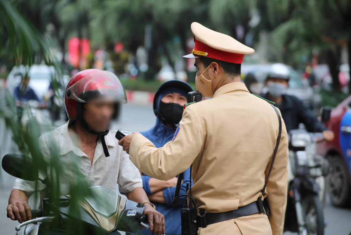 Việc kiểm soát nồng độ cồn sẽ được lực lượng CSGT duy trì thường xuyên, trong các khung giờ.