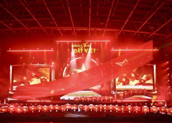 ‘Đường Xuân đất Việt 2026 – Hội tụ’ thể hiện rõ nét hào khí dân tộc, tiềm lực quốc gia