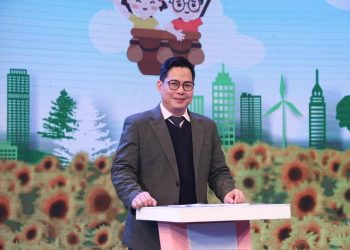 ‘Chạm’ thế giới bằng tiếng Anh trong kỷ nguyên số