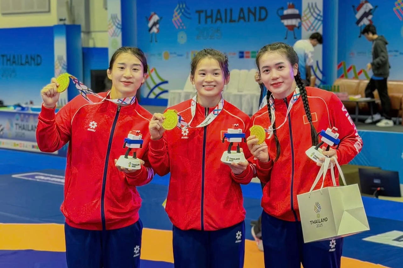 Kỷ lục hiếm có: Ba chị em ruột và 3 Huy chương Vàng SEA Games 33 Kỷ lục hiếm có: Ba chị em ruột và 3 Huy chương Vàng SEA Games 33