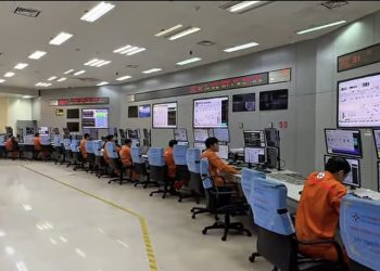 Rộn ràng khí thế thi đua lao động đầu xuân