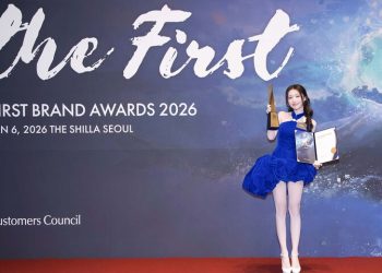 ‘Em xinh’ Han Sara nhận giải thưởng Korea First Brand Award 2026