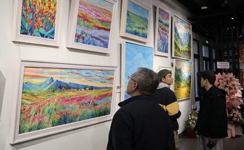 Nghệ nhân Đặng Văn Hậu: Người ‘thổi hồn’ vào tò he truyền thống