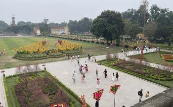 Thành phố Huế: Đặc sắc chợ Tết làng Mỹ Lợi hàng trăm năm tuổi