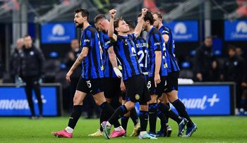 Ronaldo lập cú đúp giúp Al Nassr tái chiếm ngôi đầu Saudi Pro League