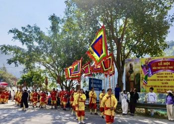 Lai Châu: Tưng bừng khai hội Đền thờ Vua Lê Thái Tổ