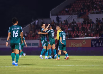 Đội bóng của Công Phượng liệu có sớm lên hạng?