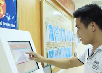 Thủ tướng yêu cầu bảo đảm dịch vụ công trực tuyến liên thông, không gián đoạn