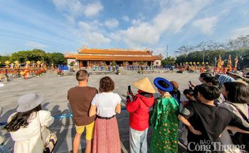 Chợ Tết Ciputra 2026: Xuân truyền thống trong lòng đô thị quốc tế