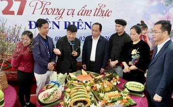 Tái hiện vẻ đẹp của cổ phục Việt tại Hội chợ Mùa Xuân 2026