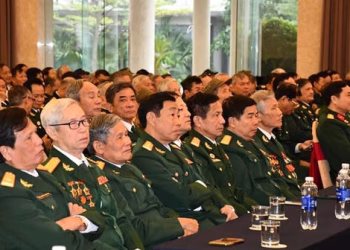 Đề xuất cách tính trợ cấp cho sĩ quan nghỉ hưu trước hạn tuổi