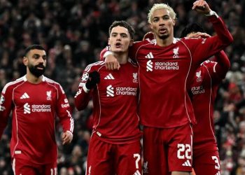 Liverpool đánh bại West Ham United nhờ vũ khí mới