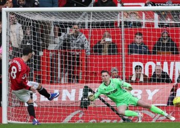 Man United thắng Crystal Palace 2-1, nối dài mạch 11 trận bất bại