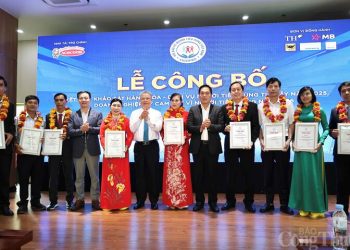 Khi người tiêu dùng ‘chấm điểm’: Thước đo cho chất lượng doanh nghiệp