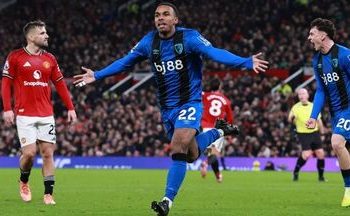 Aston Villa đánh bại Lille 2-0, rộng cửa vào tứ kết Cúp C2