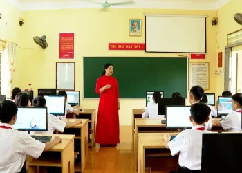 Tháo gỡ “nút thắt” hạ tầng giáo dục tại Ninh Bình sau khi sắp xếp mạng lưới trường lớp