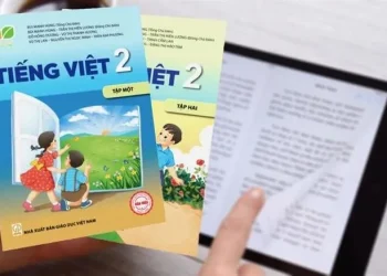 Ban hành quy định chuyển thể sách giáo khoa điện tử, thúc đẩy chuyển đổi số giáo dục