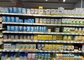 Bộ Y tế siết kiểm nghiệm sữa và dinh dưỡng cho trẻ sau cảnh báo độc tố cereulide