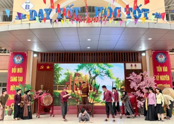 Đưa tác phẩm văn học lên sân khấu, học sinh THCS Ngọc Lâm trải nghiệm giờ học đặc biệt