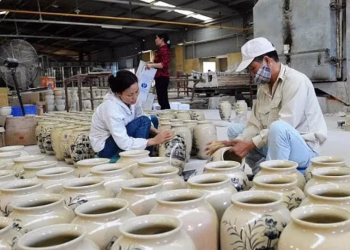Từ 1/7, doanh nghiệp siêu nhỏ được sử dụng người thân làm kế toán