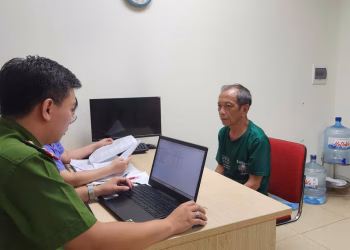 ‘Thần y rởm chữa bách bệnh’ bằng nước ion kiềm ở Hà Nội, chiếm đoạt gần 100 tỷ đồng