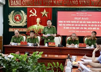 Công an Lai Châu triệt phá đường dây làm gần 10.000 giấy tờ giả