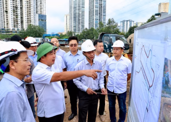 Bí thư Thành ủy Hà Nội Trần Đức Thắng kiểm tra một số dự án, công trình trọng điểm của Thủ đô