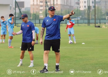 HLV Cristiano Roland đánh giá về đối thủ ở trận ra quân của U17 Việt Nam